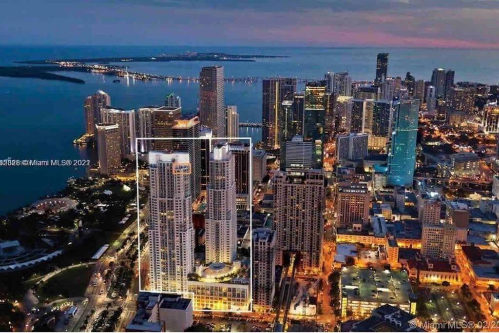 Resort And Luxurious Living In Downtown Miami Esterno foto