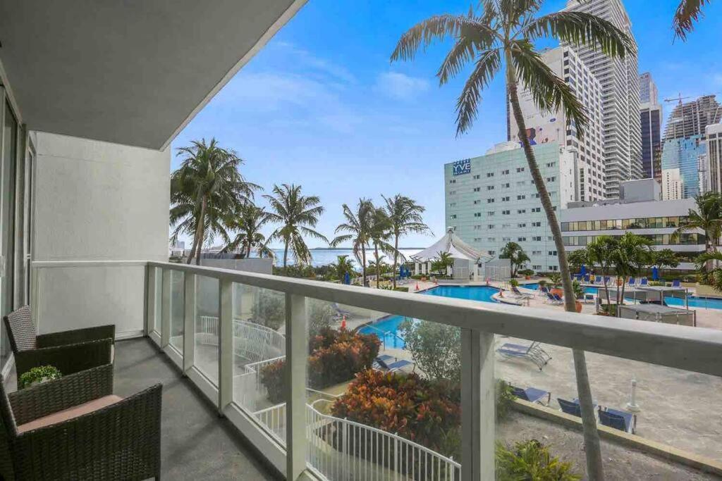 Resort And Luxurious Living In Downtown Miami Esterno foto